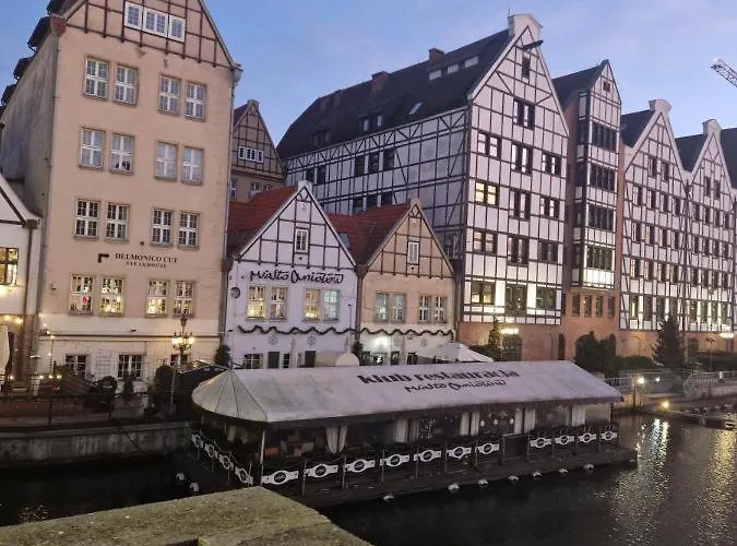 W Kamiennicy Na Starowce *